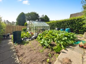 Photo 17- click for photo gallery